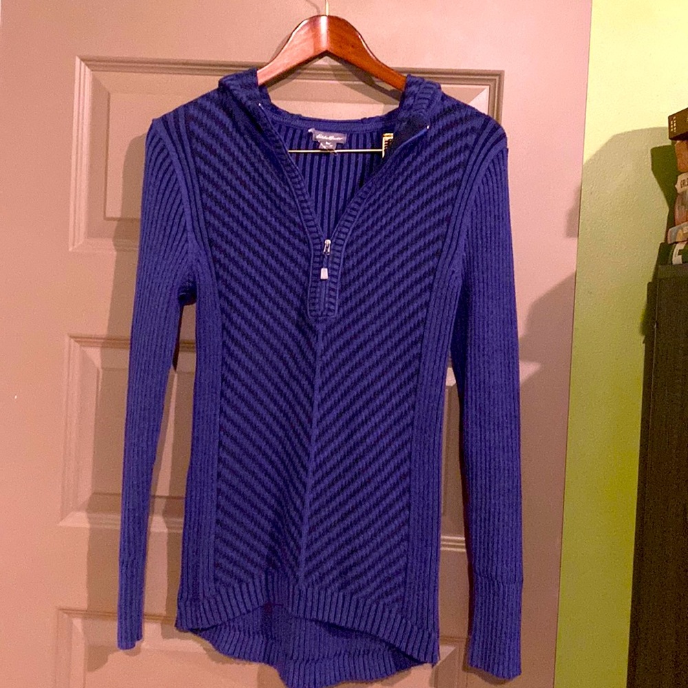 Eddie Bauer knit sweater in purple and black with hoodie size medium